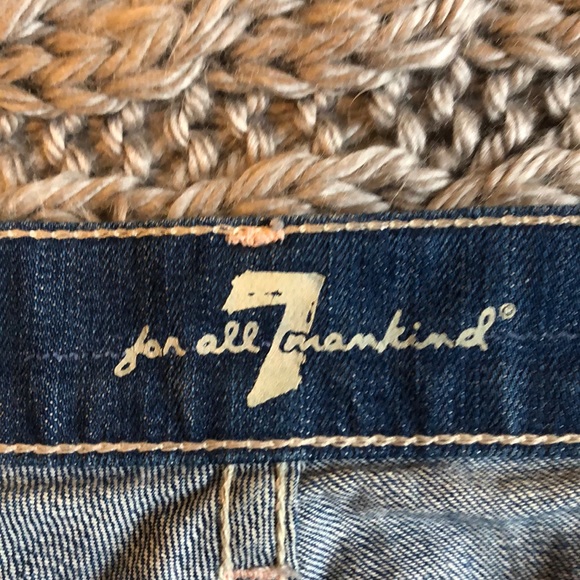 7 for all mankind jean shorts - Picture 5 of 6